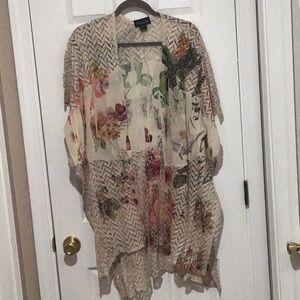 Vest floral & light weight